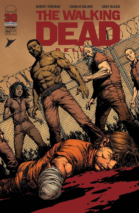 WALKING DEAD DLX #44 CVR A FINCH & MCCAIG (MR) - Packrat Comics